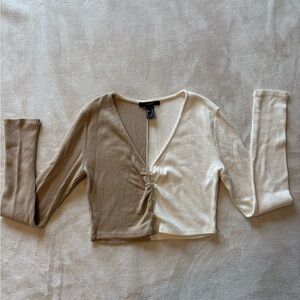 Two-Tone Ribbed V-Neck Crop Top